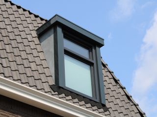 Polyester dakkapel met zink coating